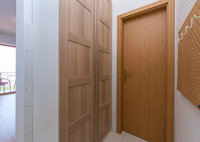7 Apartman *
